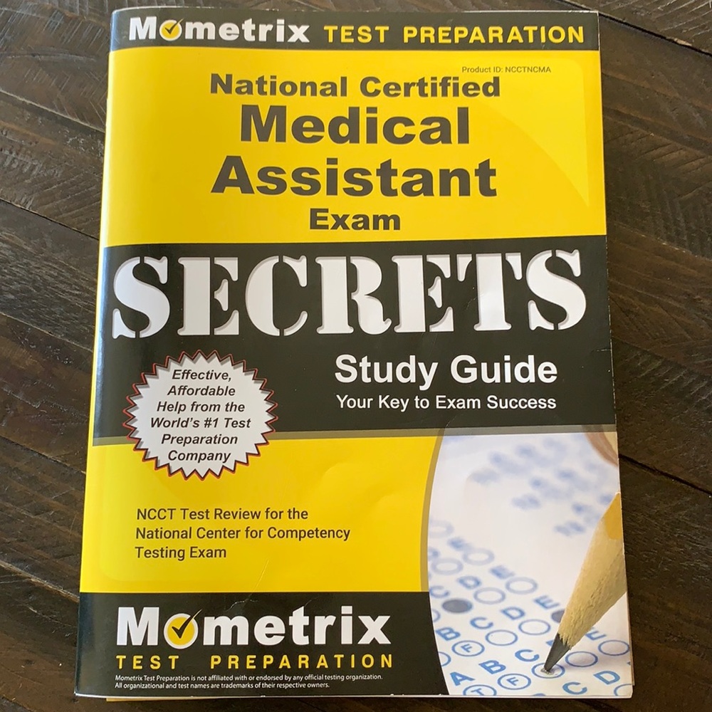 Like new. Test preparation for the National Certified Medical Assistant Exam.